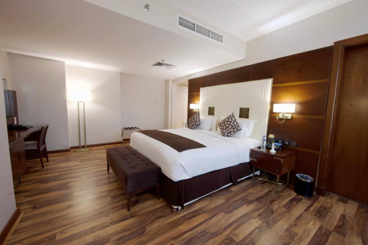 Rua Al Hijrah Hotel 3*